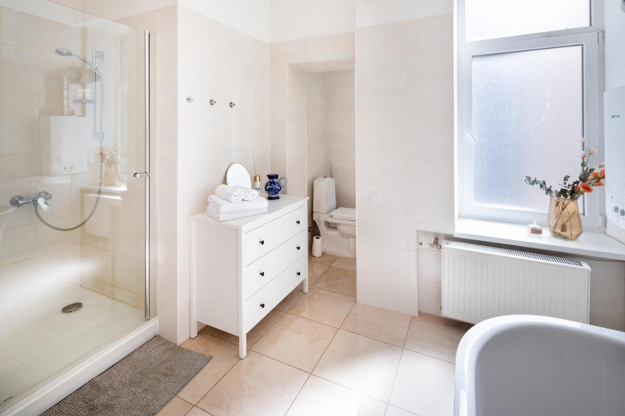 Leilighet Old Modern And Spacious 2 Bedroom *